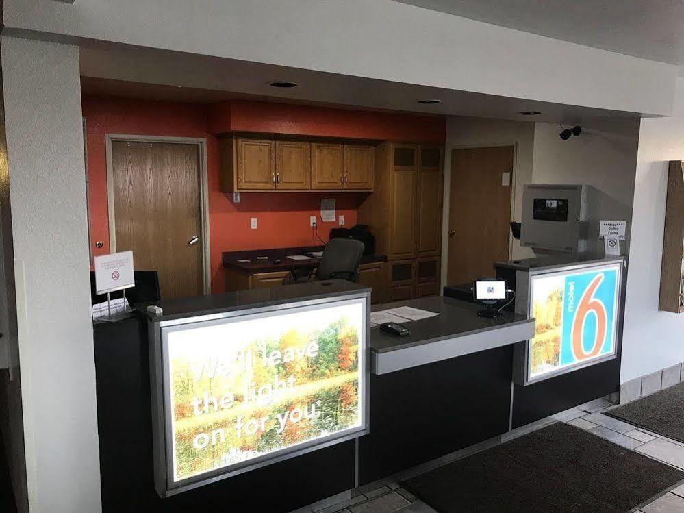 Motel 6-Barkeyville, PA Eksteriør bilde